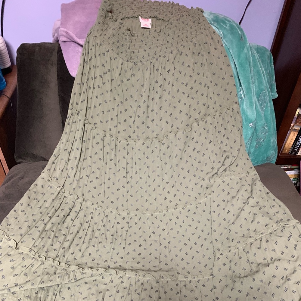 Pretty olive maxi skirt